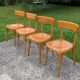 Ensemble de quatre chaises bistrot bistro bois-courbé.