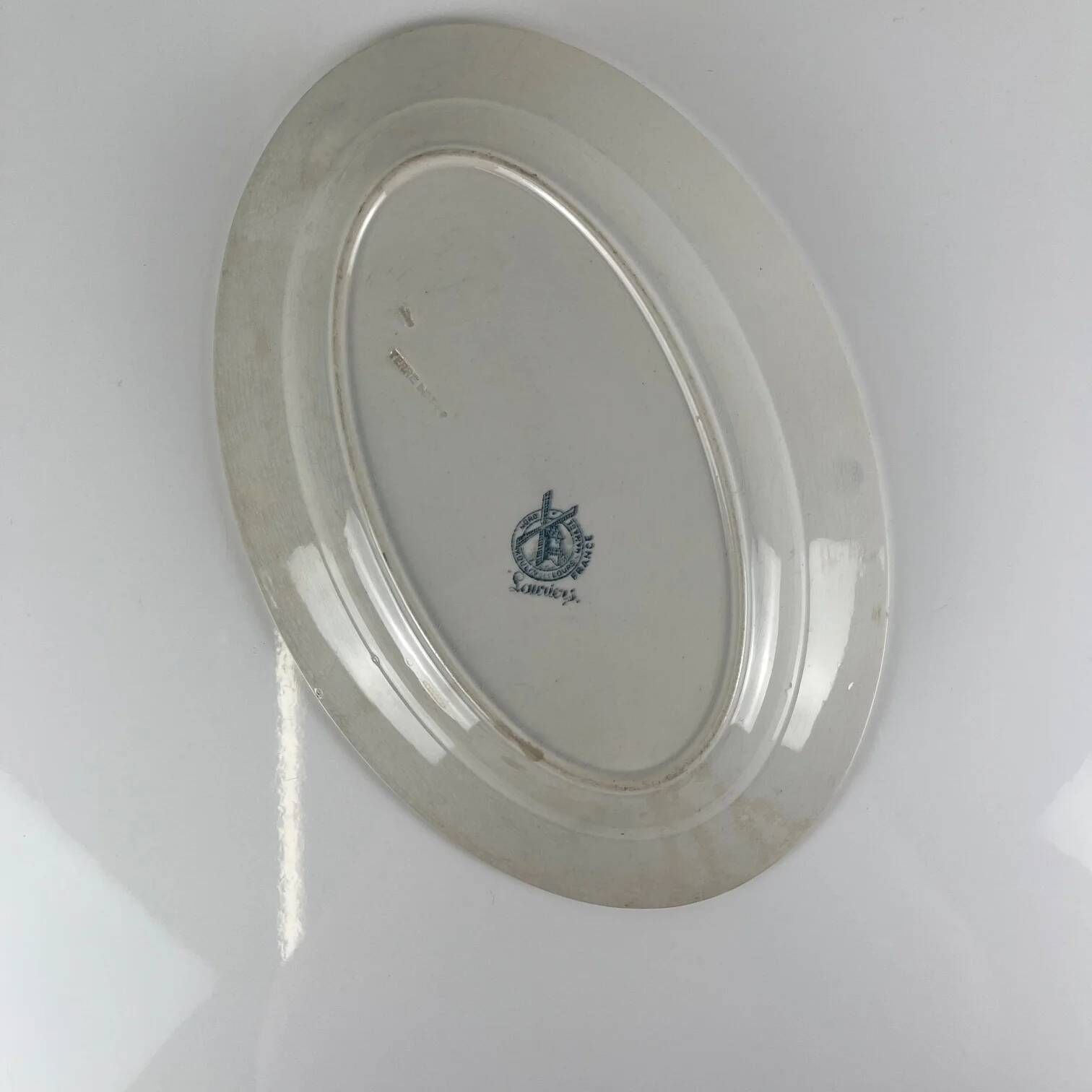 Oval ironstone plate model "Laurels" by Moulins des Loups - Hamage, 1900