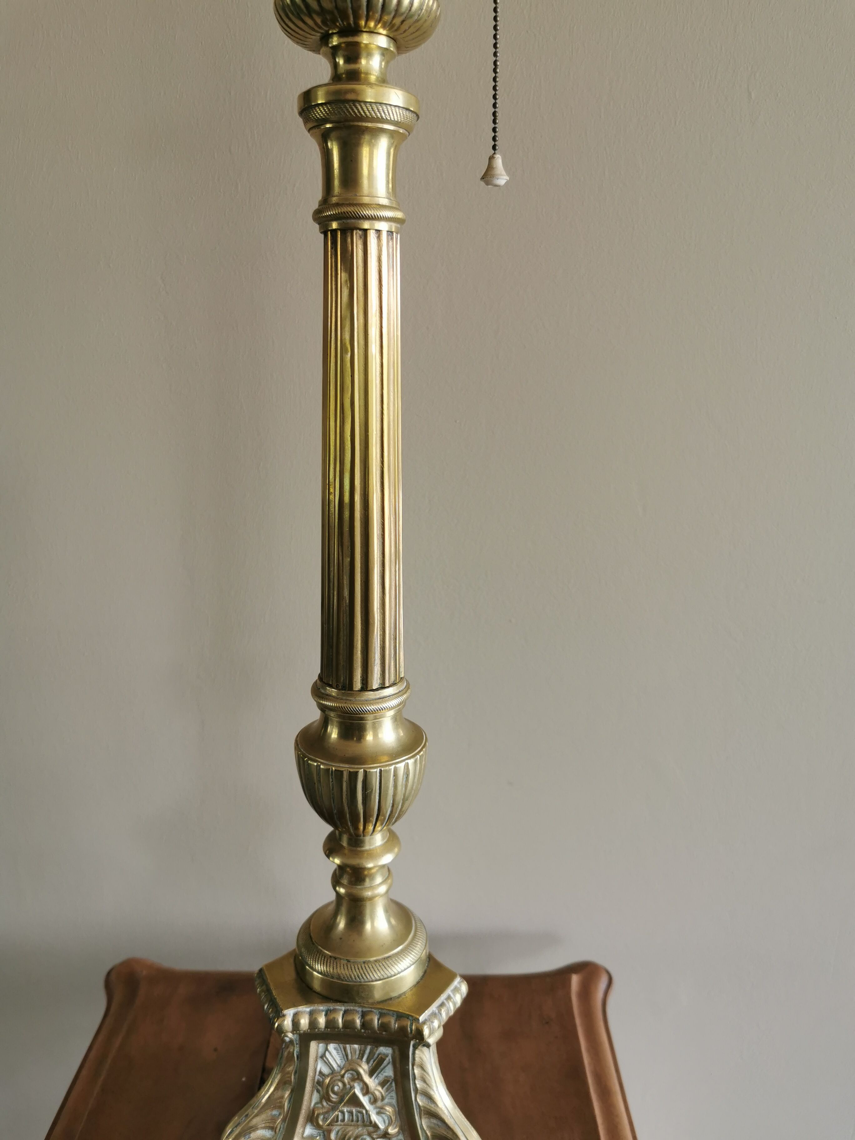 Brass tube lamp foot