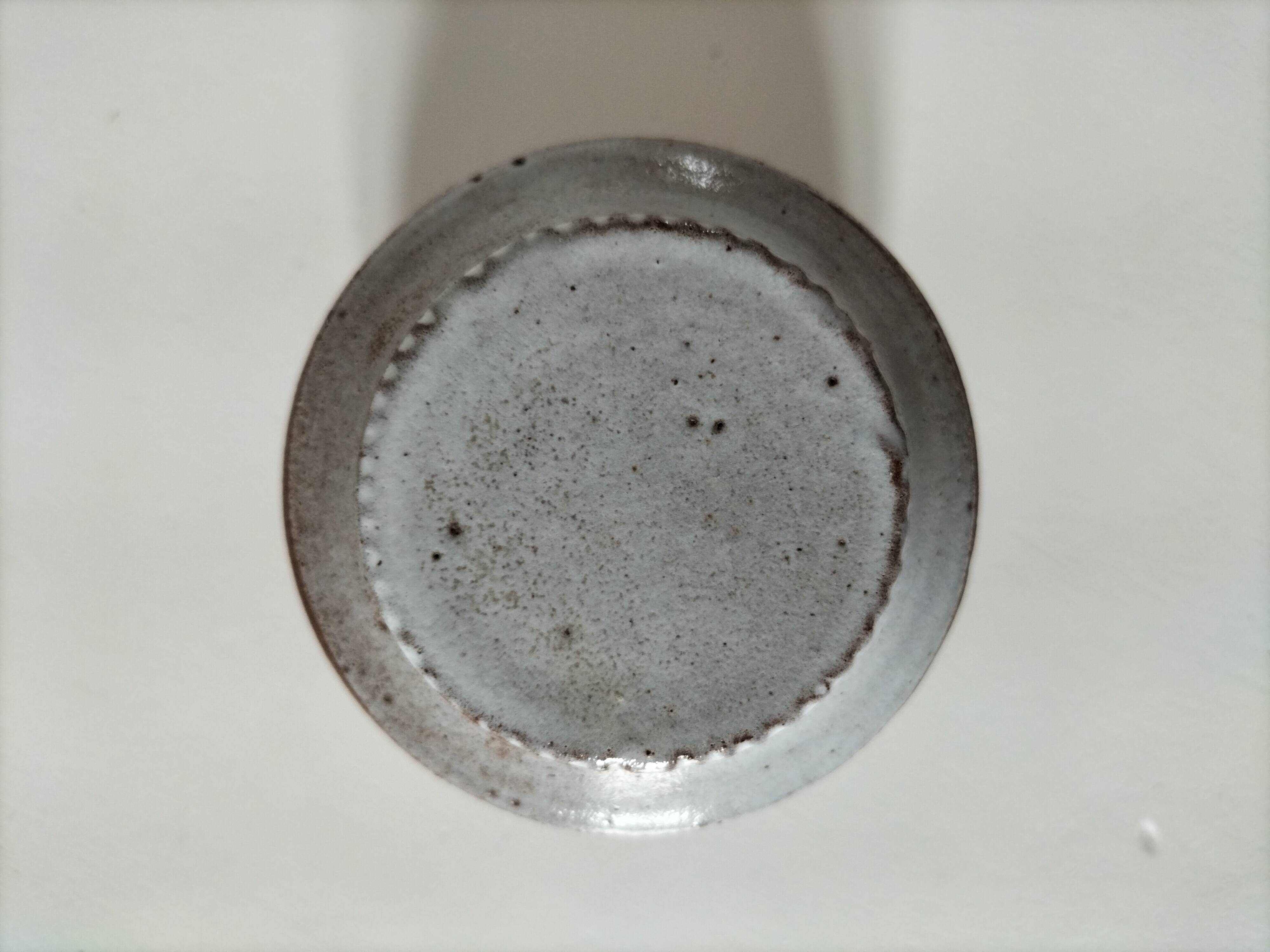 Small water butter dish in glazed stoneware in the Ratilly style.