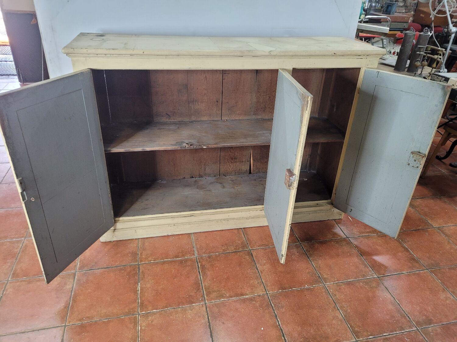 Enfilade 3 doors original patina