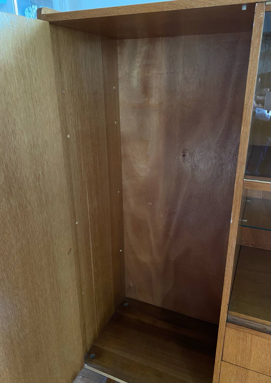 Scandinavian chest of drawers with vintage 70s compass legs.