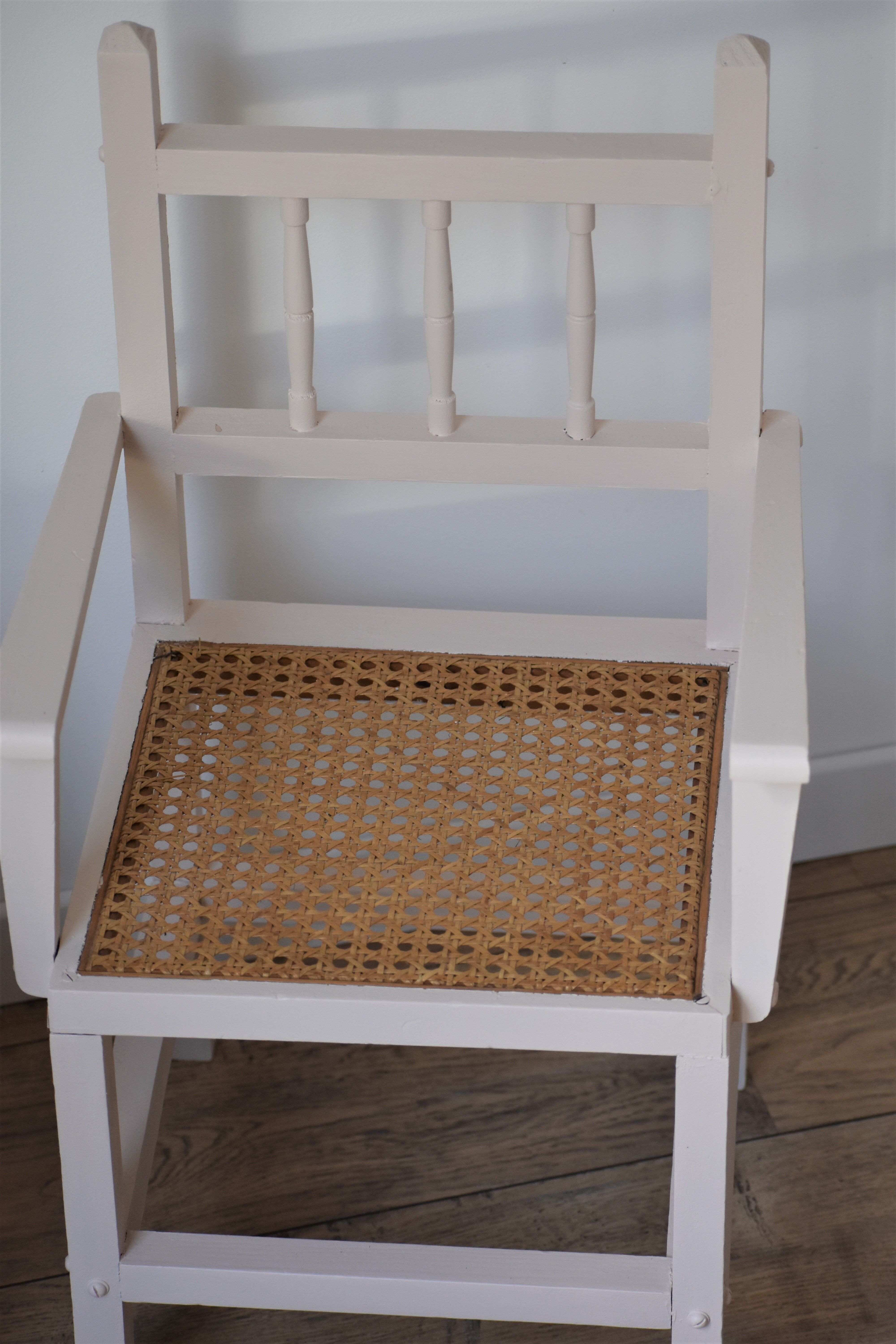 Armchair, pink beige