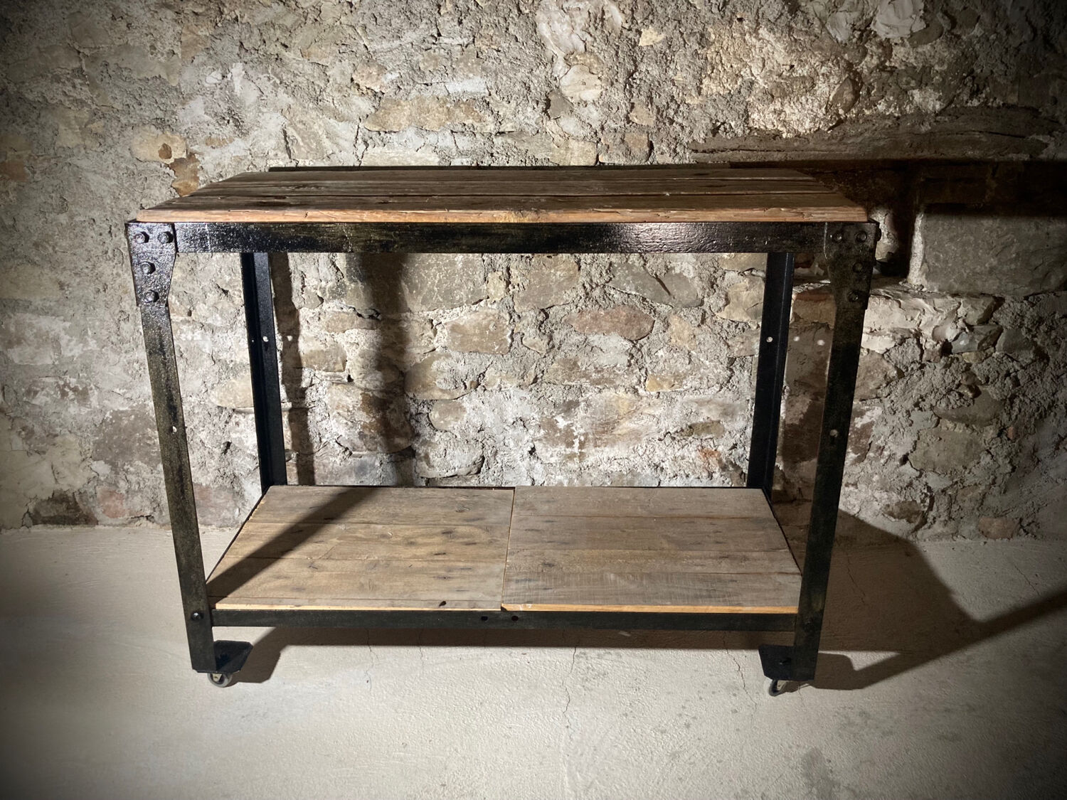 Industrial workbench