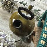 Double-neck ceramic jug