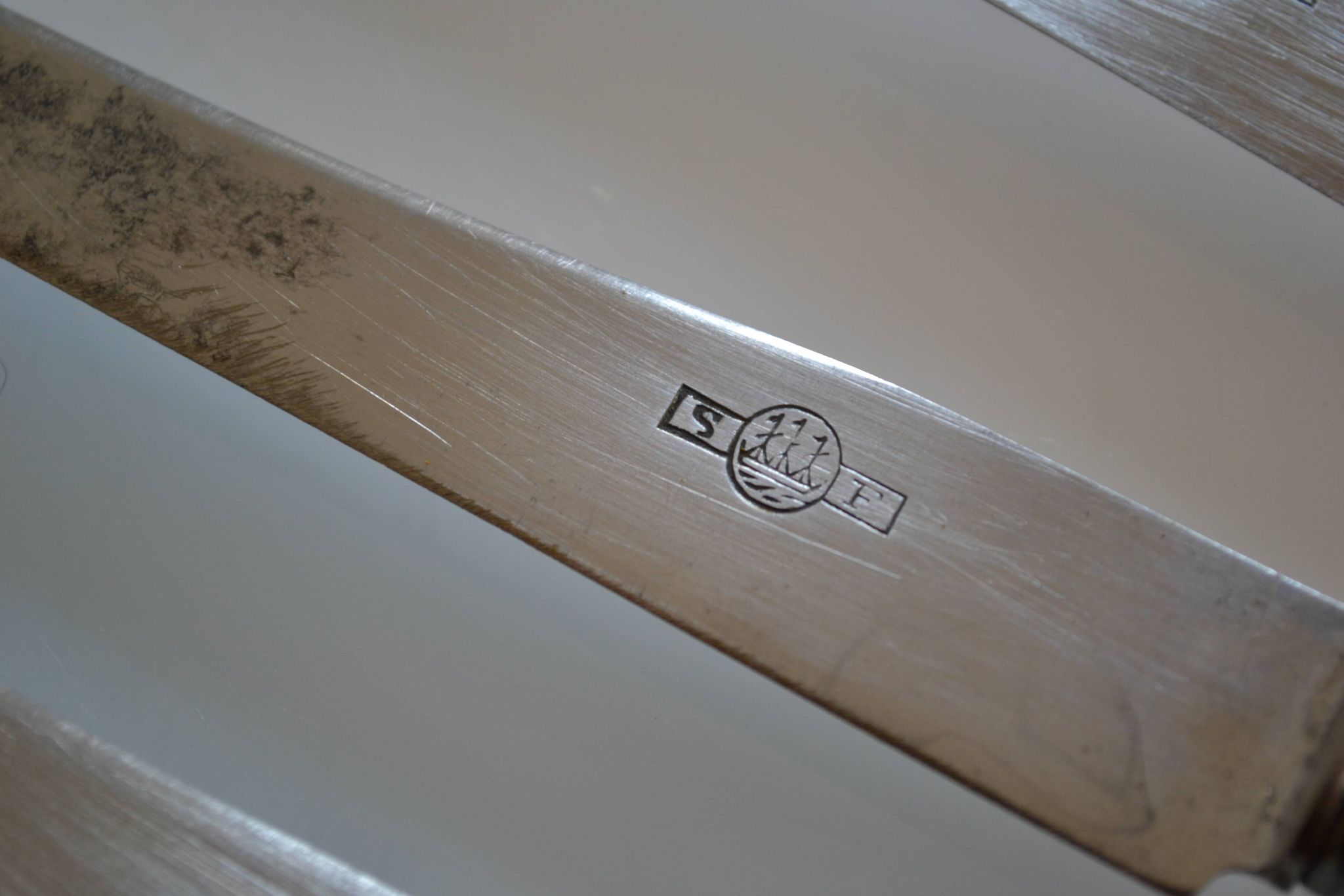 12 silver metal dessert or cheese knives