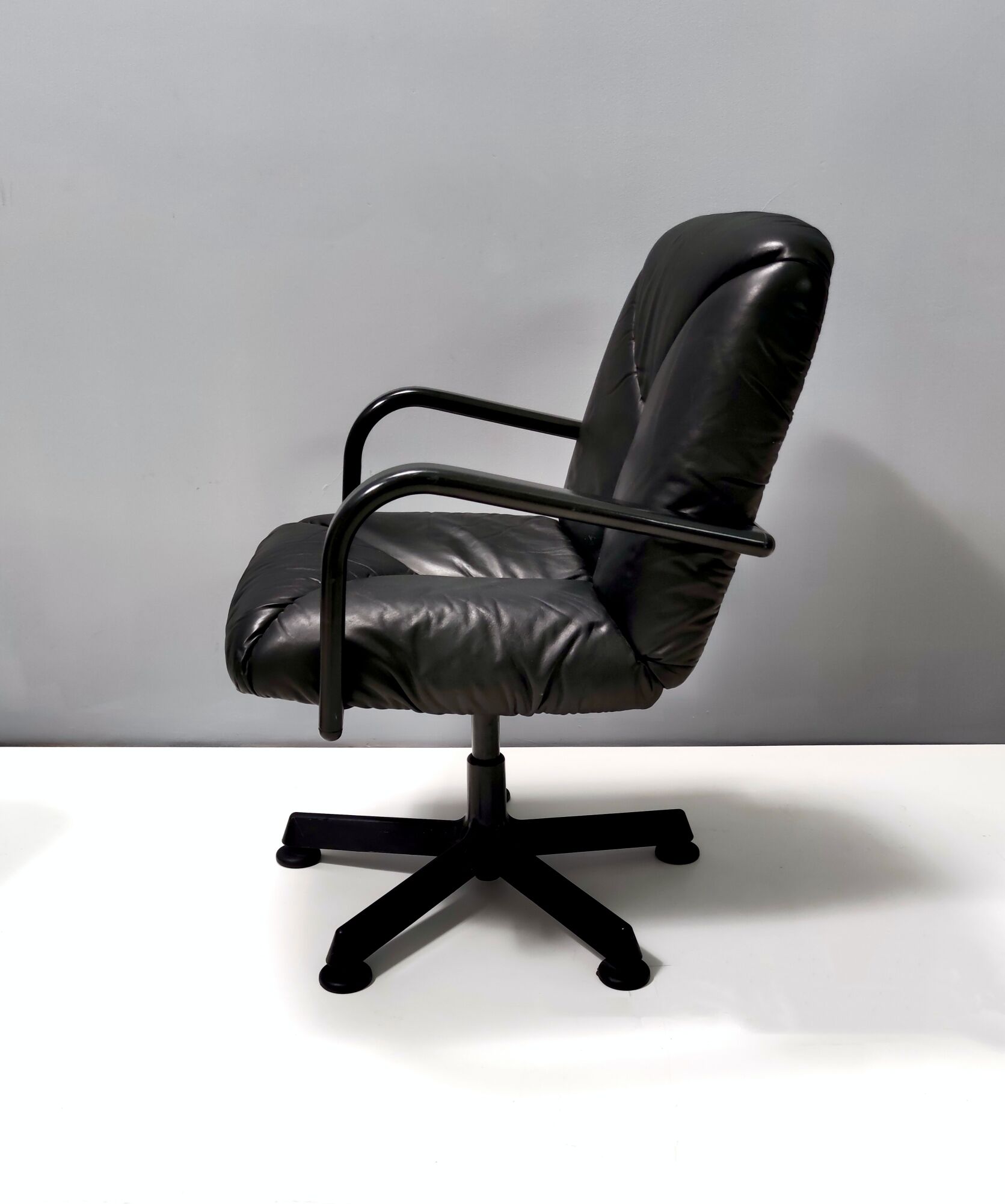 Postmodern Black Leather Office Chair by Vico Magistretti for ICF Design, 1978