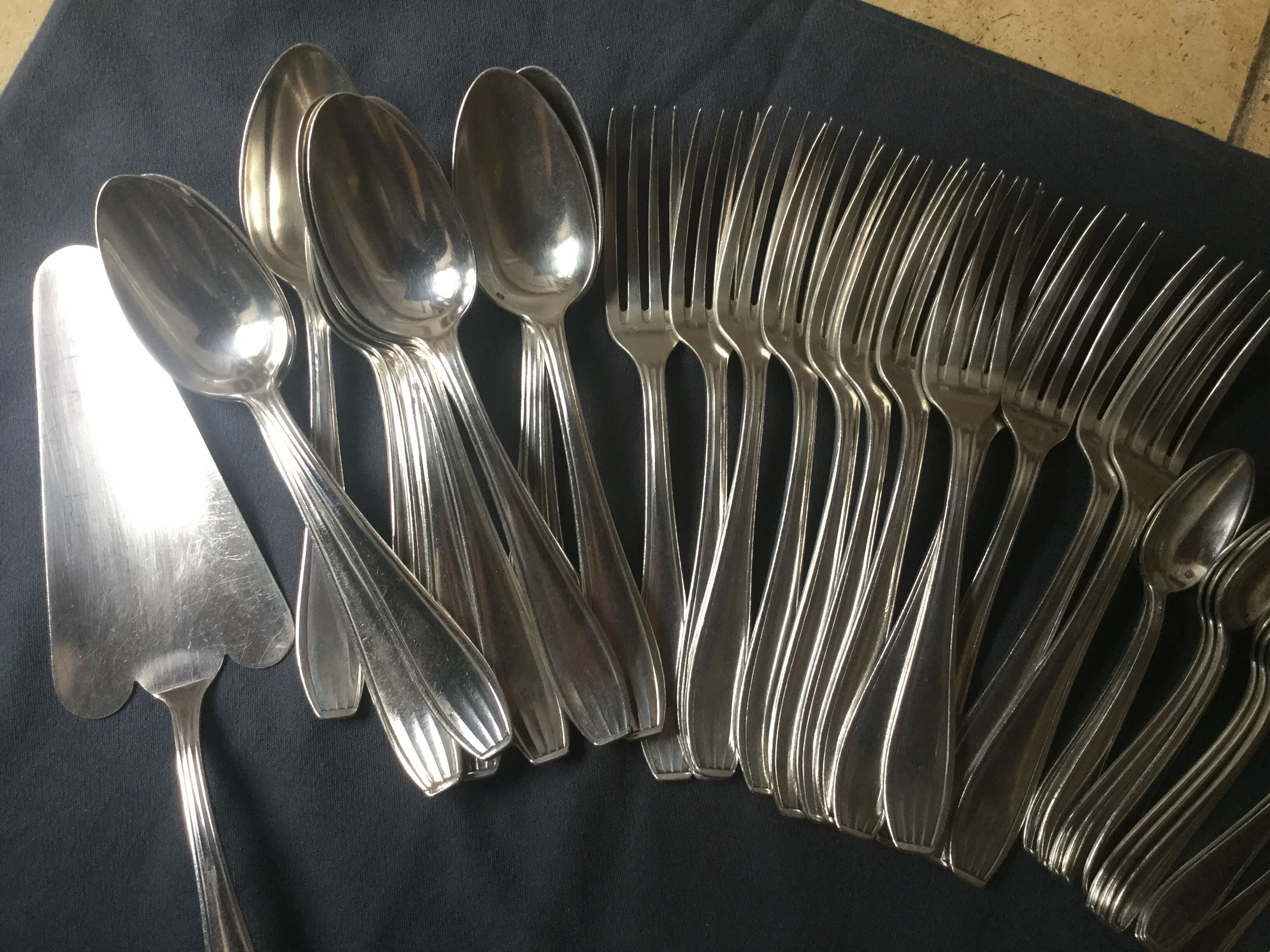 Silver metal housewife