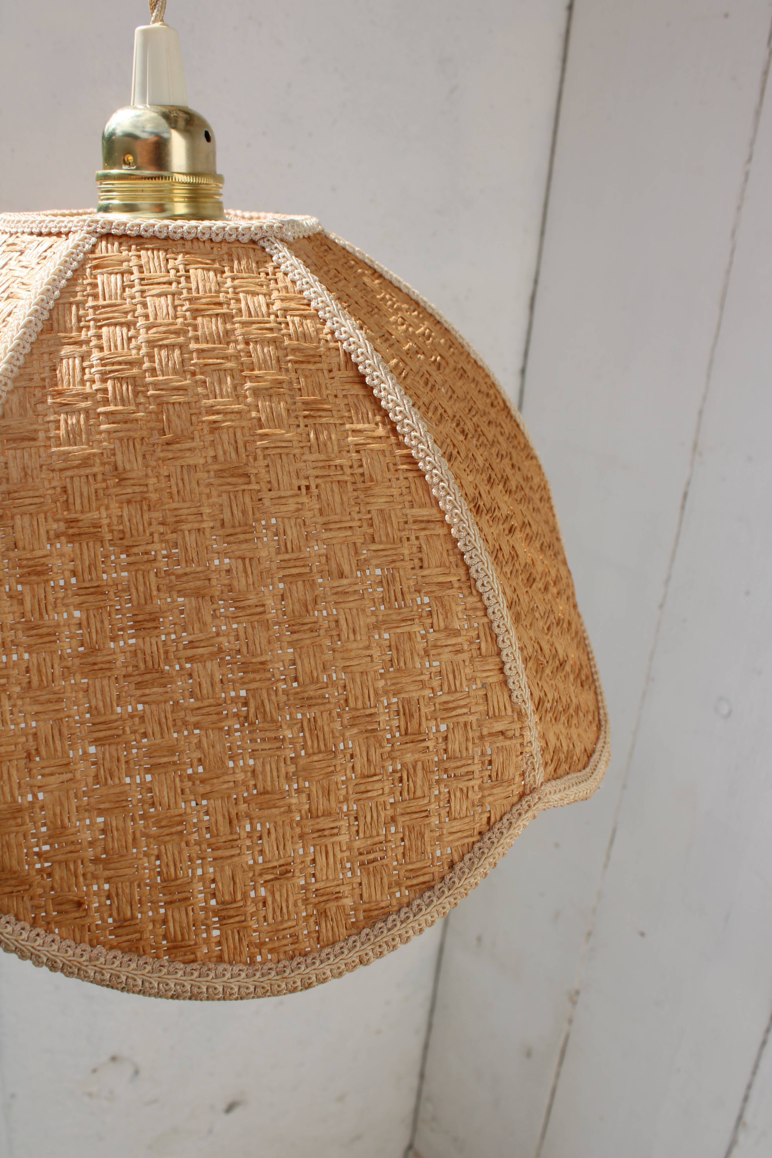 Realectrified rattan flower suspension