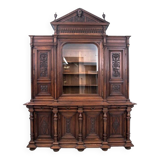 A historic cupboard from the end of the 19th century.