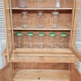 Sideboard with 2 glass panels