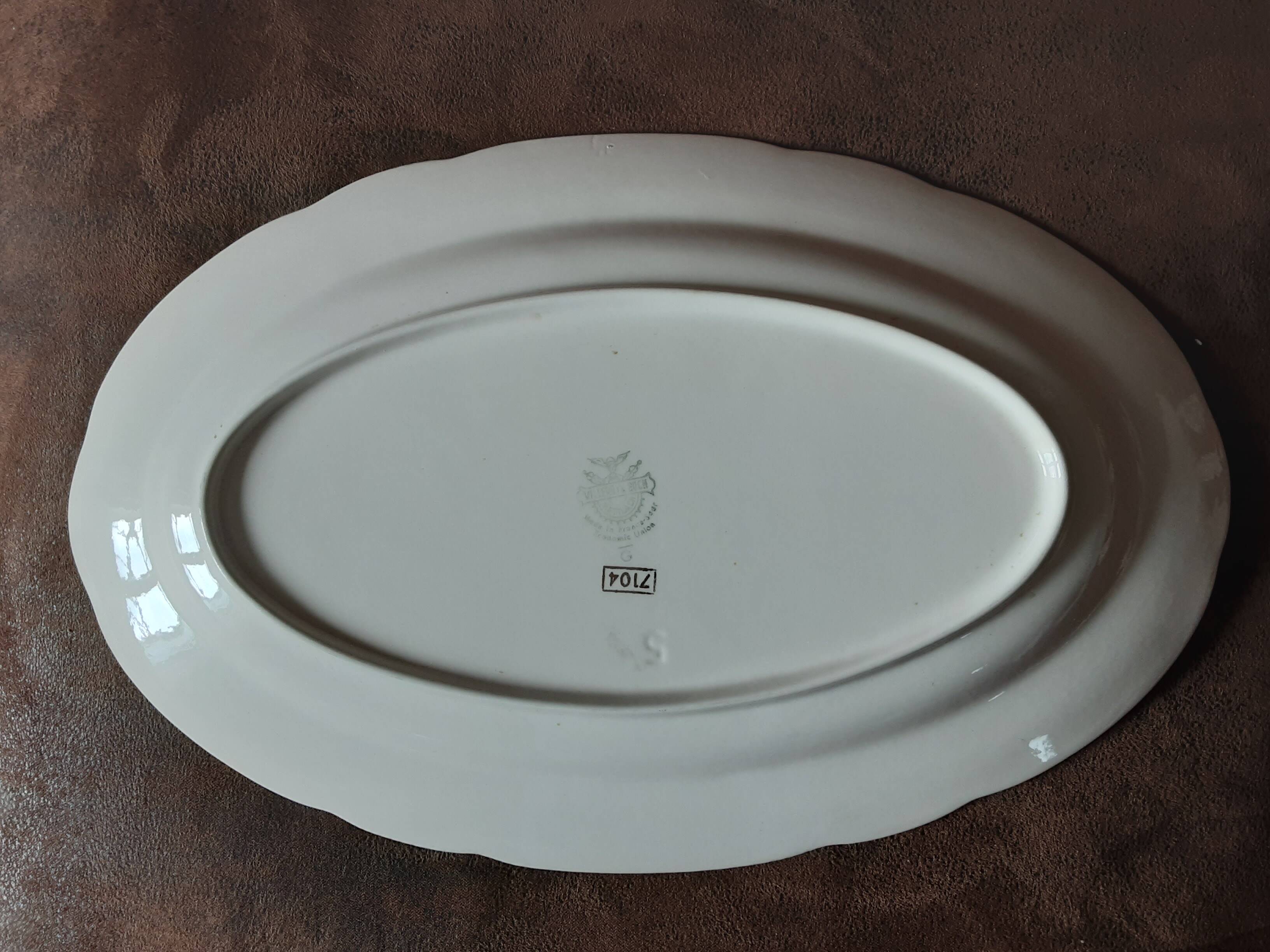 Willeroy and Boch oval dish