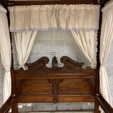 Four poster bed