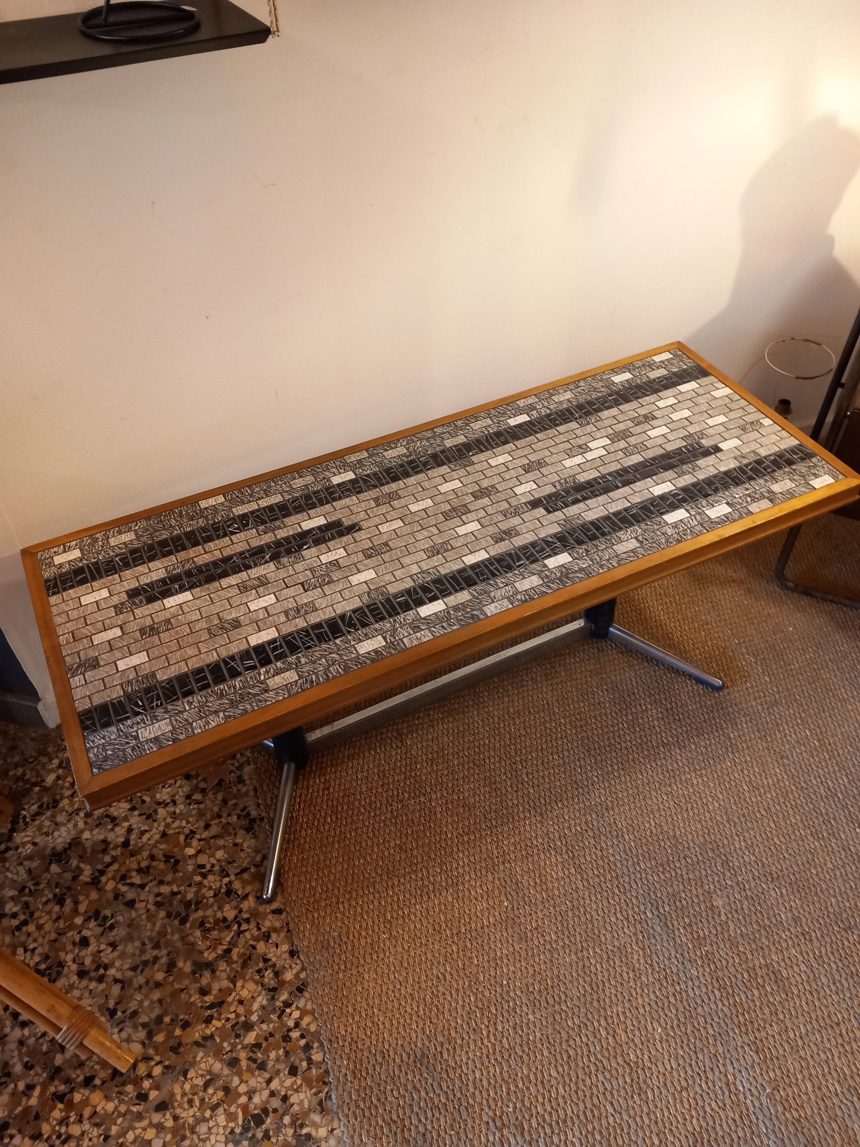 Vintage coffee table tiles