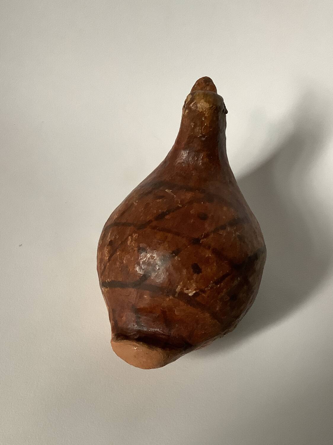 Poterie artisanale en forme de canard