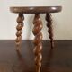 Tabouret tripode
