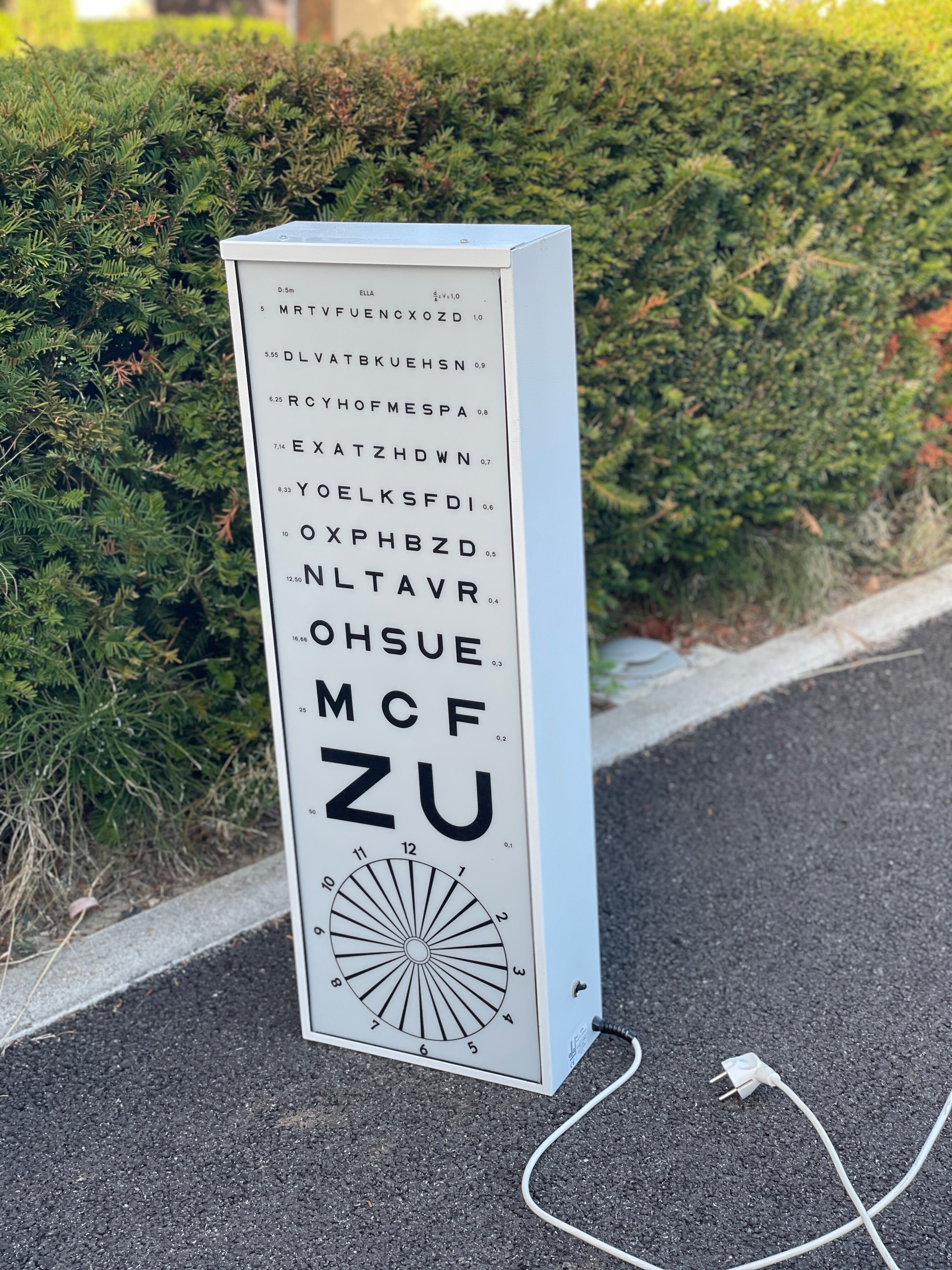 Vintage lamp optometric luminous scale Monoyer vintage lamp