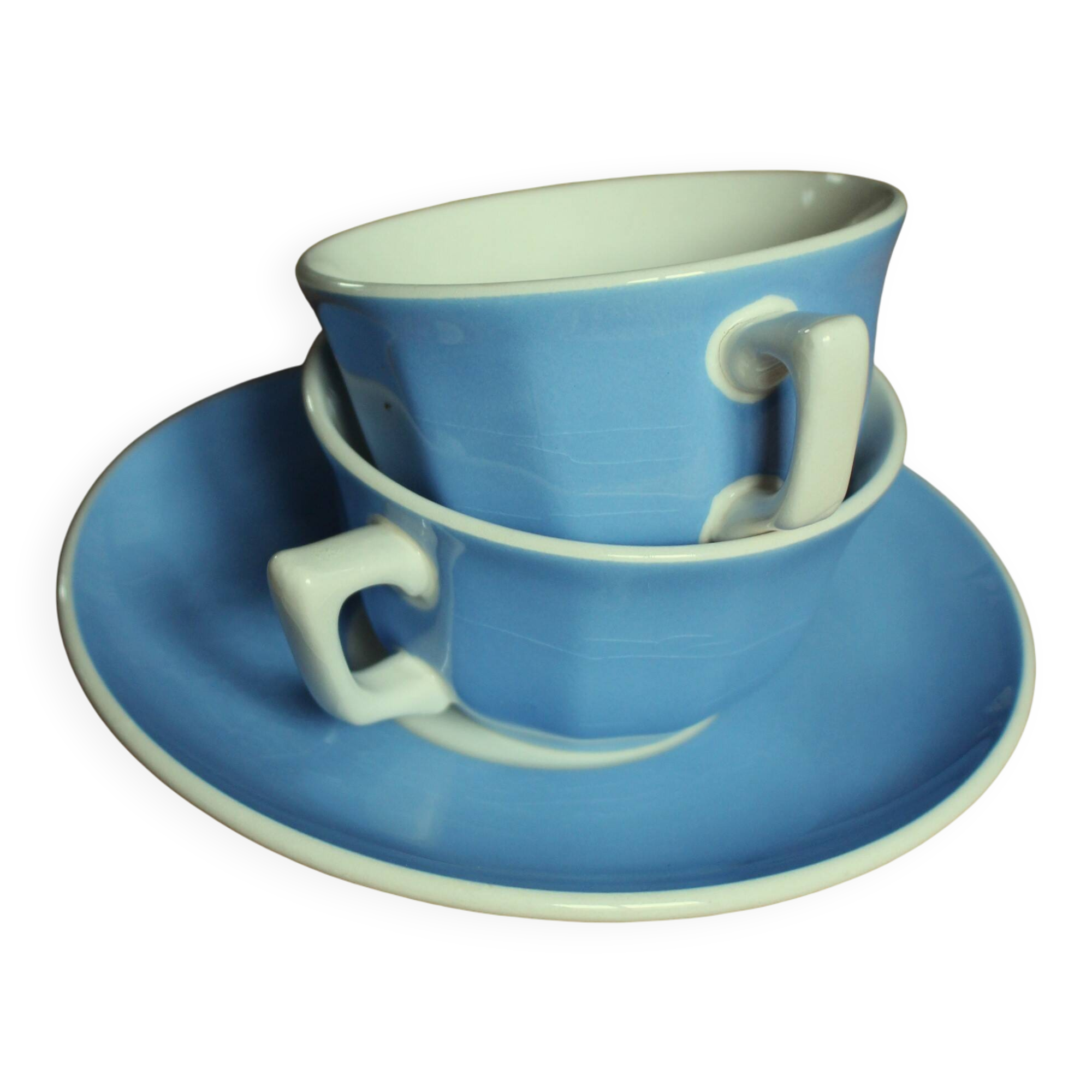 A set of 2 coffee cups + 1 blue saucer from Villeroy Boch