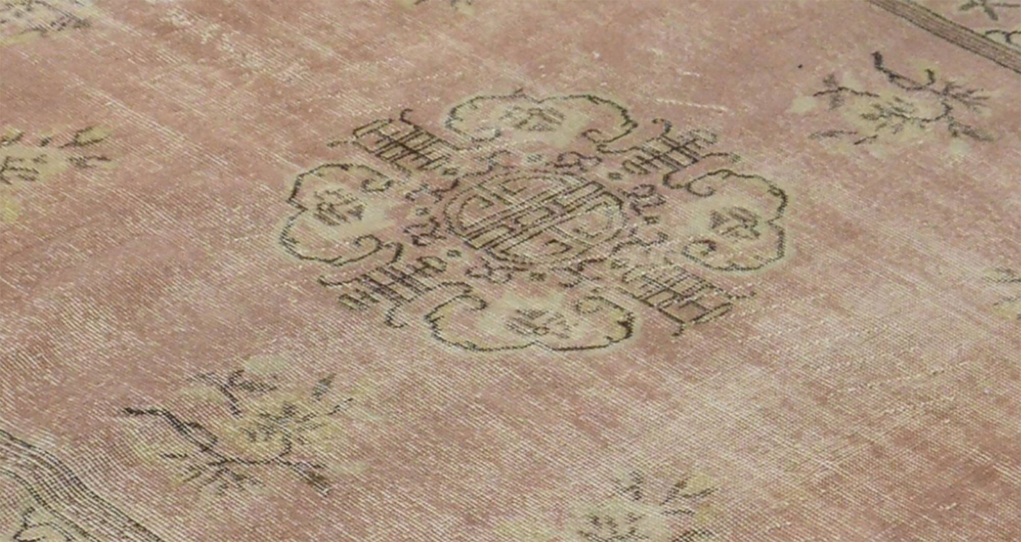 Anatolian handmade vintage rug 269 cm x 160 cm