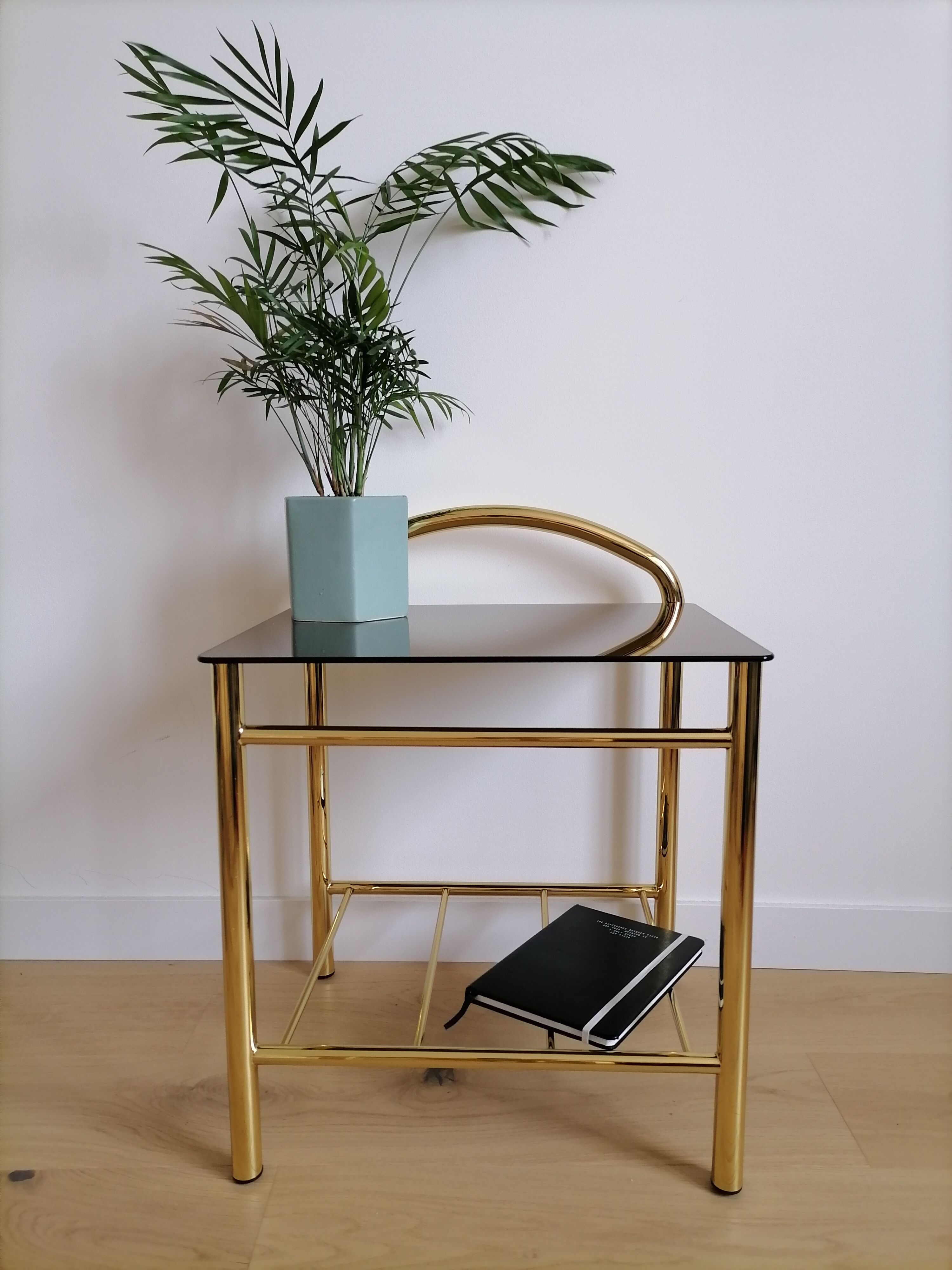 Side table gilded metal and glass