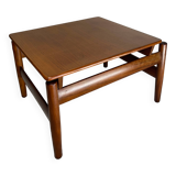 Table basse carrée suédoise, années 1960.
