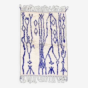 Moroccan Berber Azilal ecru rug with majorelle blue patterns 1.36x0.97m