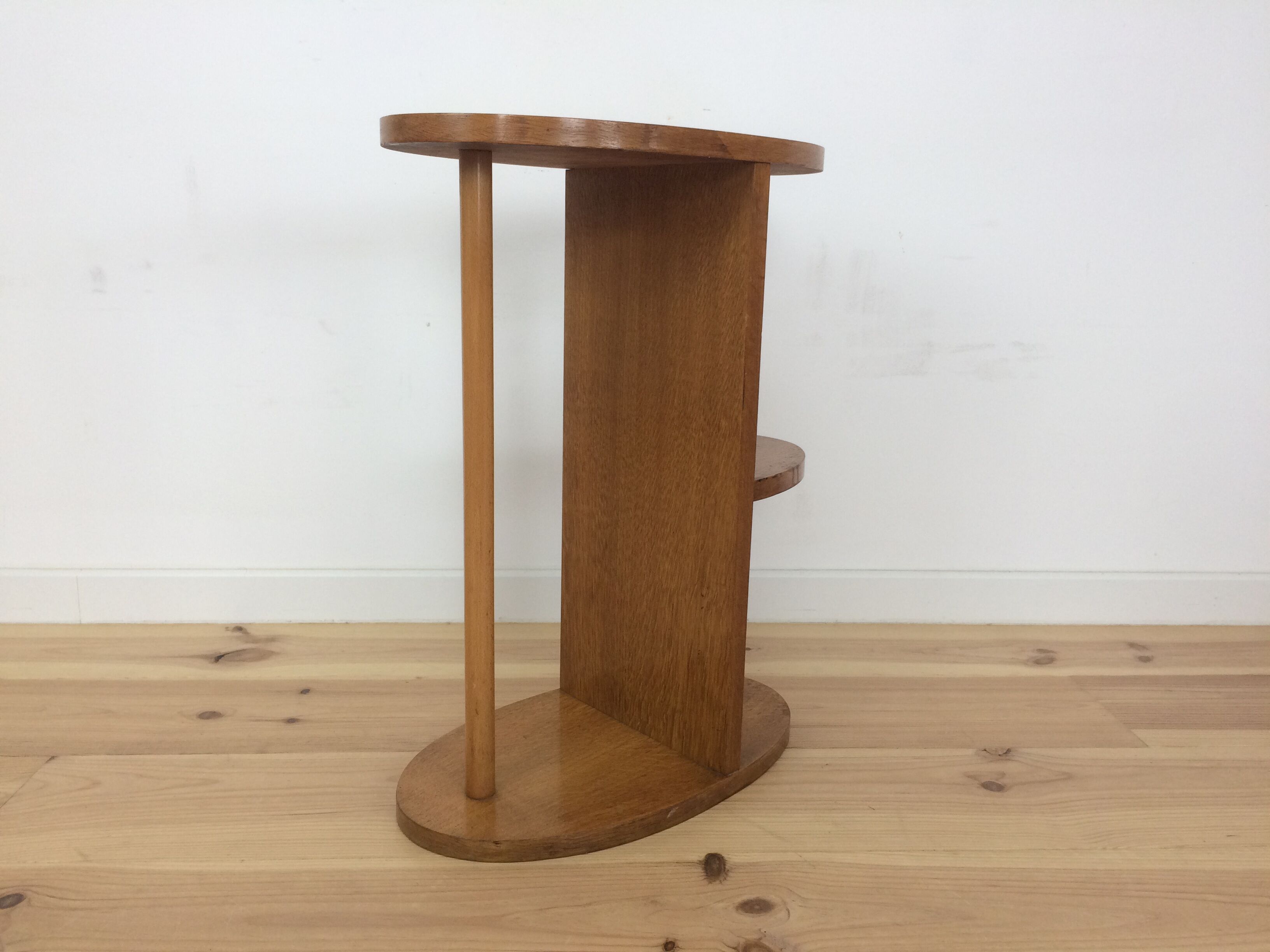 Art Deco harness sofa spot