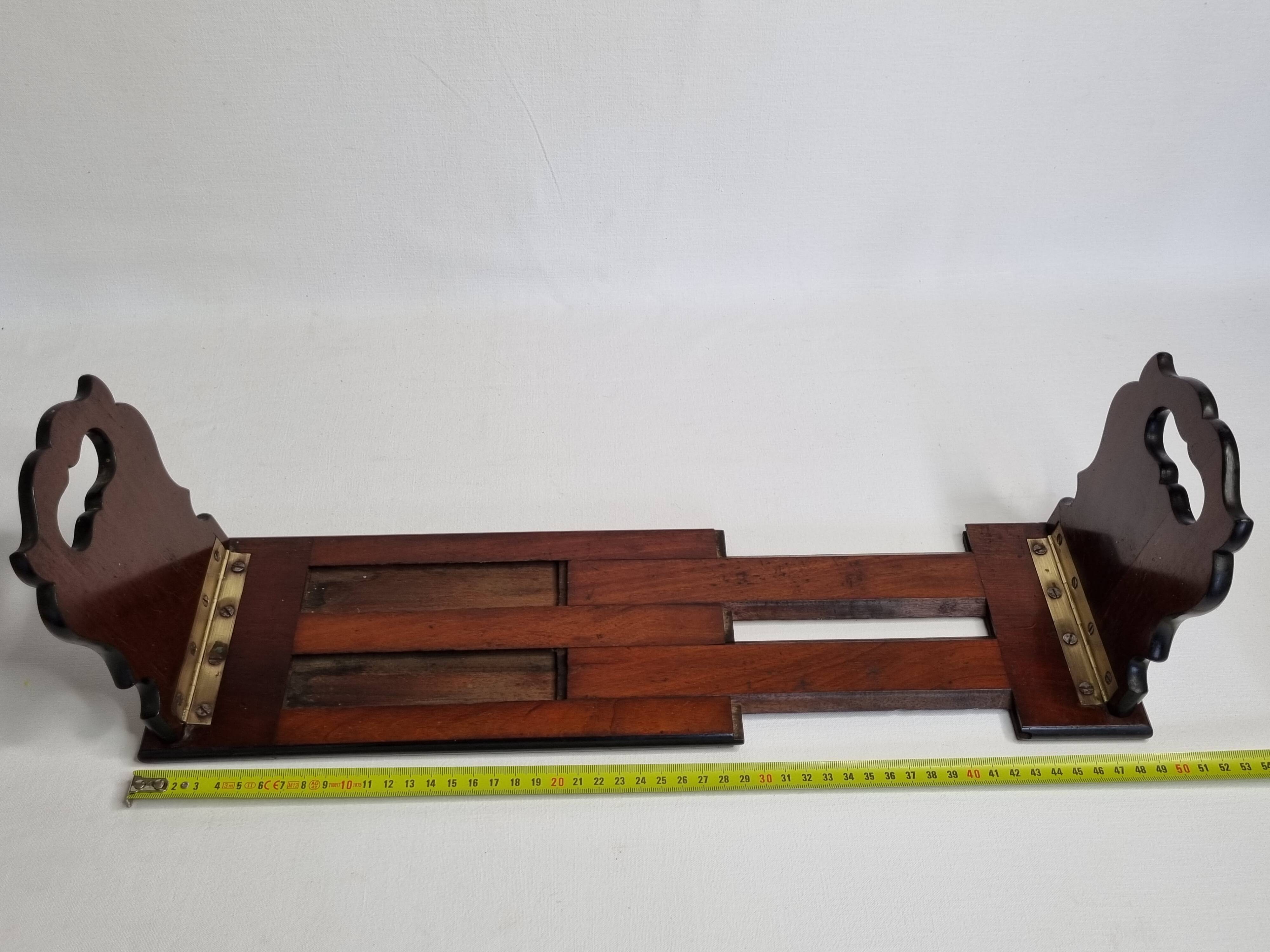 Solid wood zippered bookend, folding, 1900