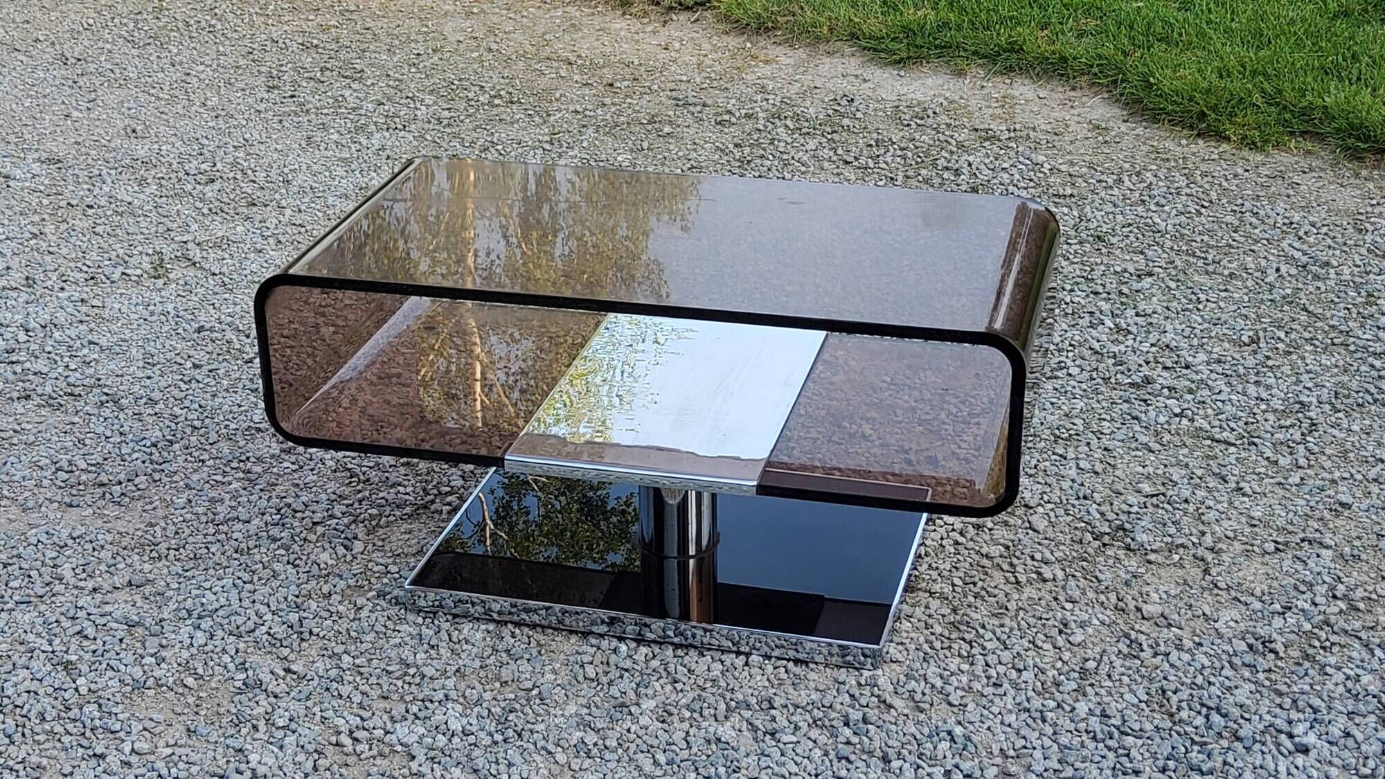 Coffee table from the 70s in chromed steel and smoked plexiglass double swivel trays