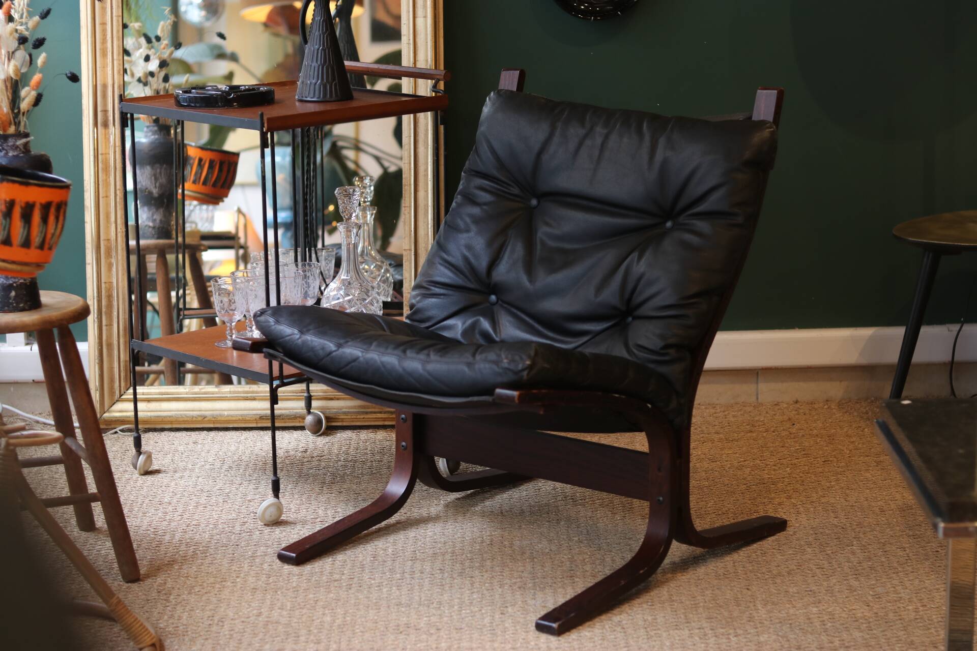 Fauteuil Siesta, Ingmar Relling, cuir noir