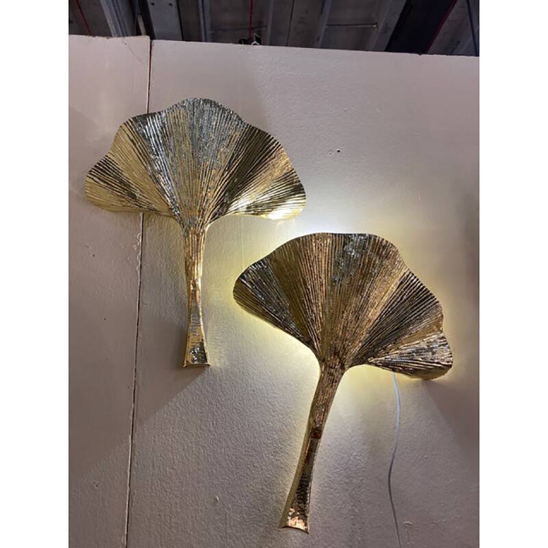 Set of 2 Contemporary Italian Brass Leaf Wall Sconce by Simoeng