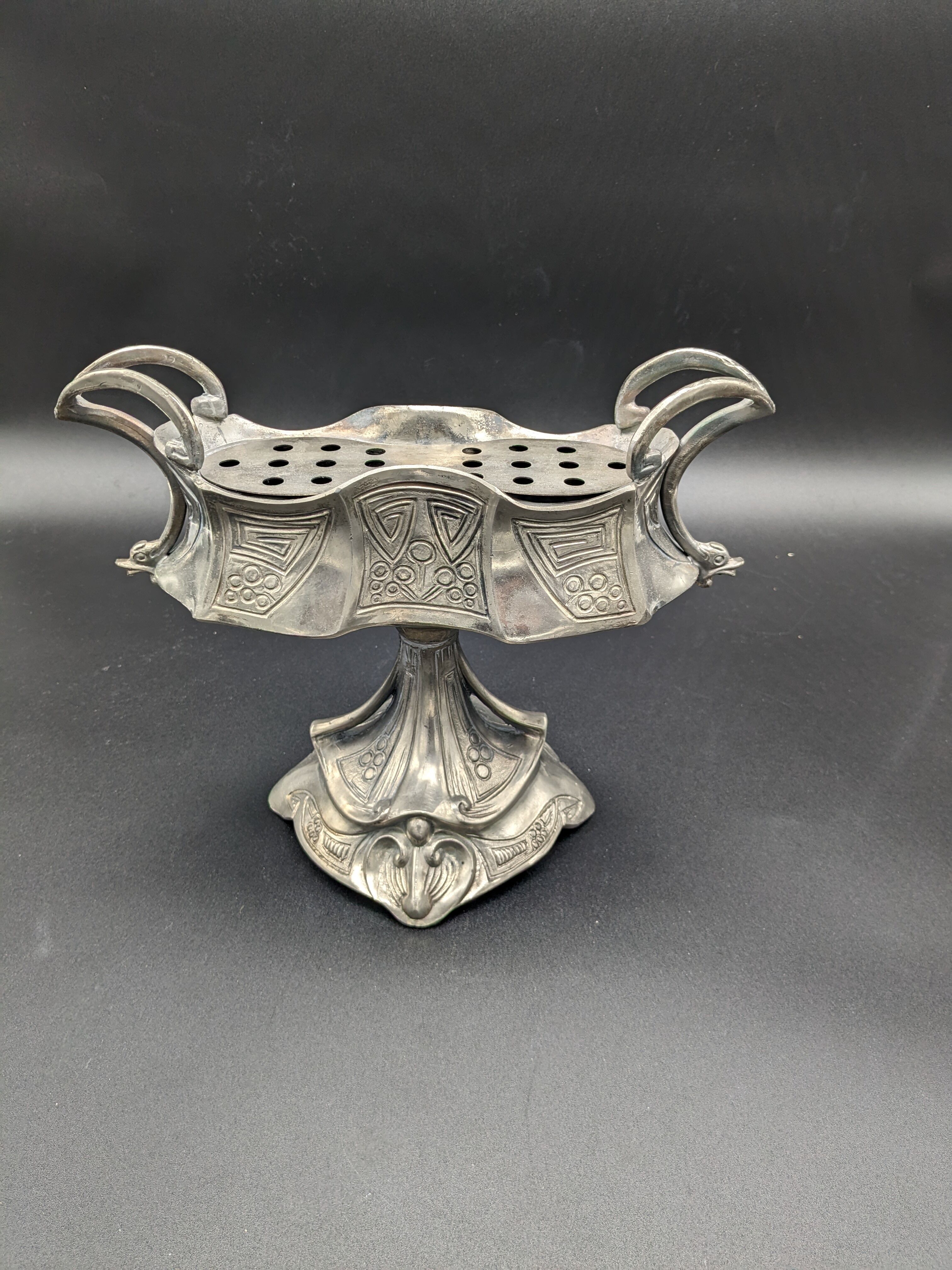 Art nouveau spades flowers incense design from the 20th century, Mauro Manetti