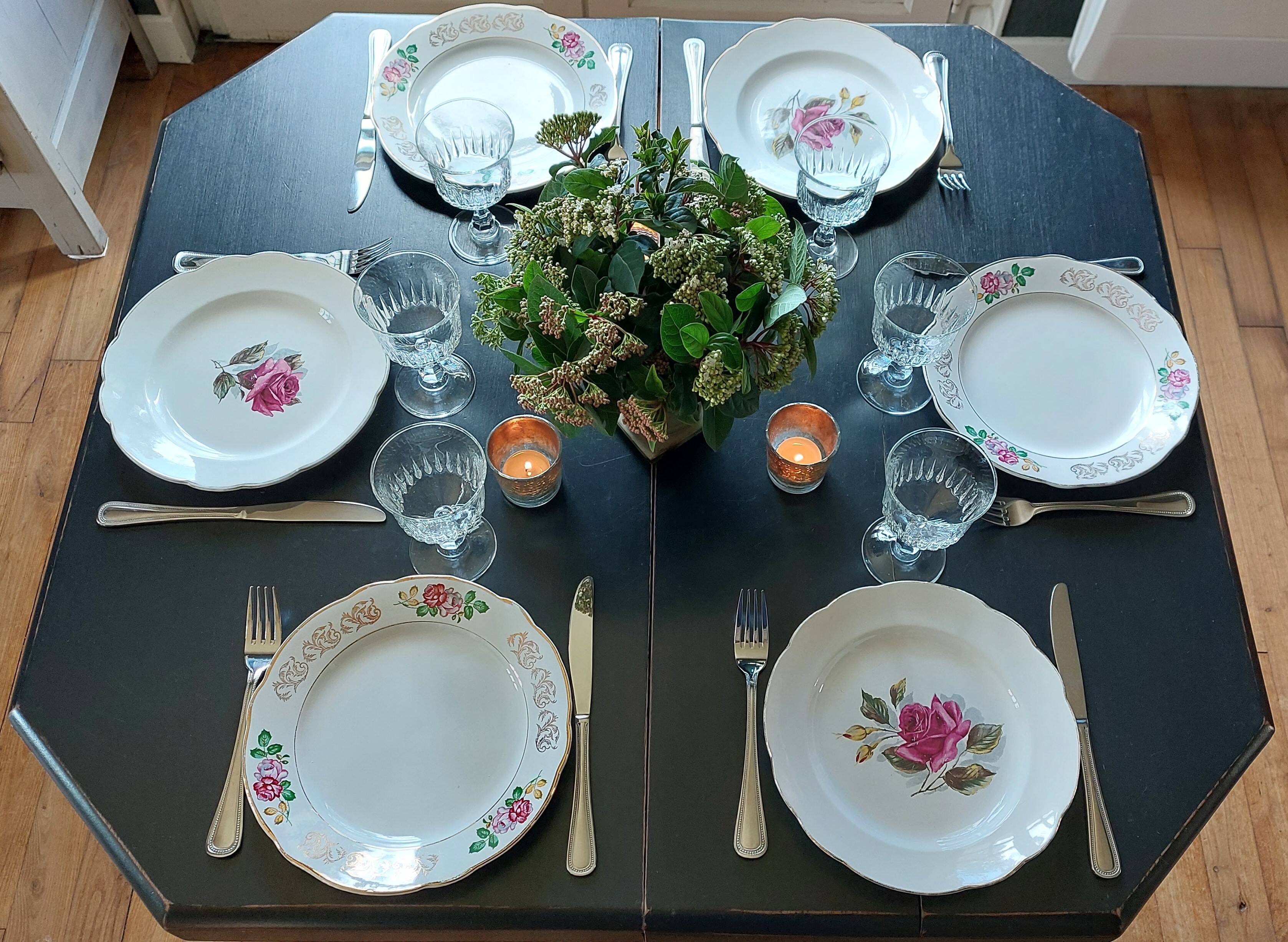 Mismatched set of 6 rose motif plates