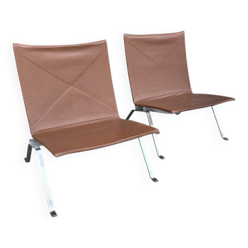 Ensemble de 2 fauteuils lounge PK22 marron par Poul Kjaerholm pour Fritz Hansen