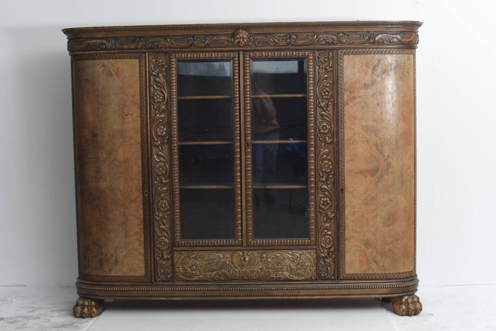 Magnificent Italian Wardrobe in Walnut with Big Lion Feet, 1920s