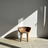Quadripod chair with round seat and small back in natural monoxyl mango wood