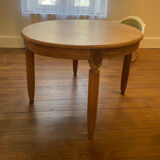 Oak table with fluted legs