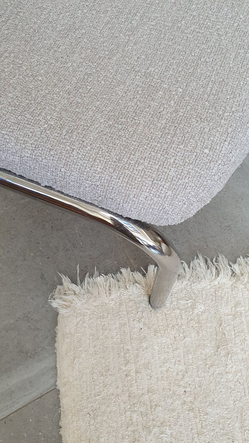 Chauffeuse fauteuil design vintage des années 70 bouclette
