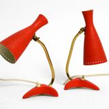 Paire de lampes de table Diabolo en forme de patte de corbeau rouges de style Mid Century Modern de Cosack.