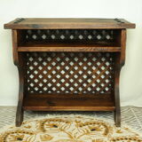 Meuble d'appoint en sapin campagnard ancien
