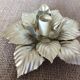 Golden metal flower wall lamp