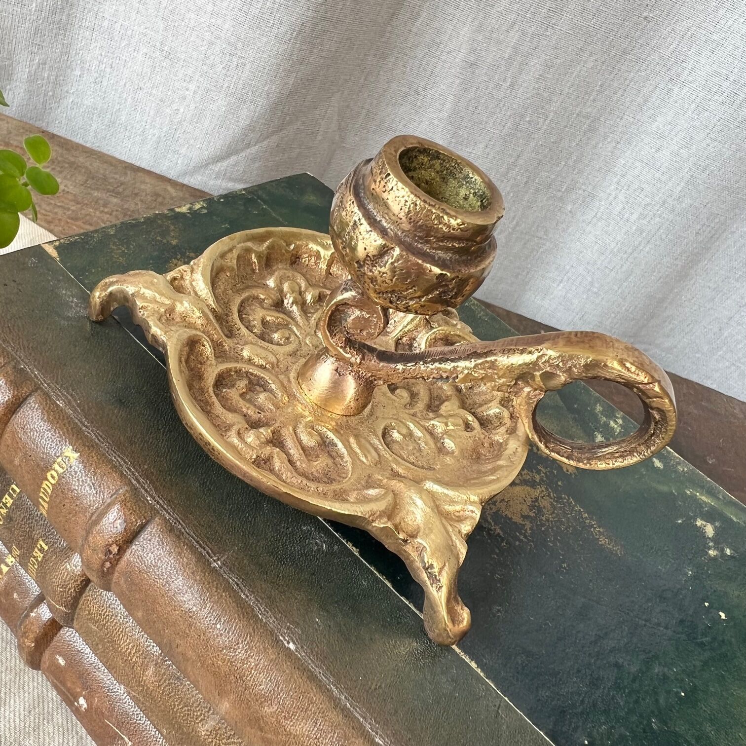 Bronze candle holder