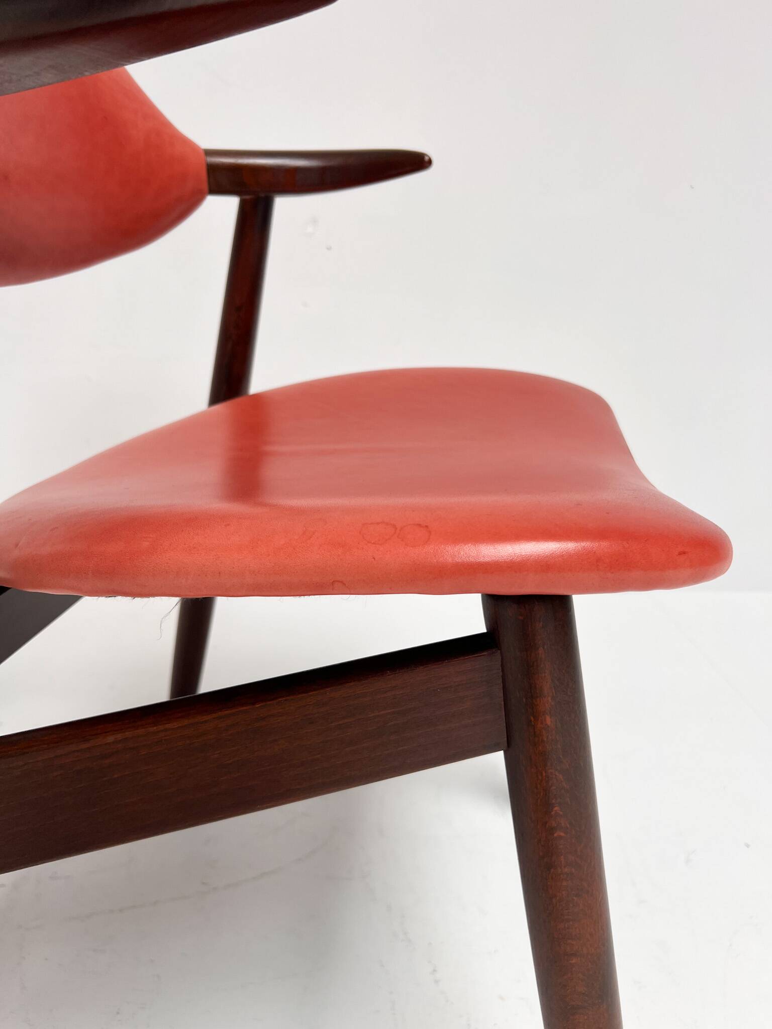 Red colored leather cowhorn chair, 1970s