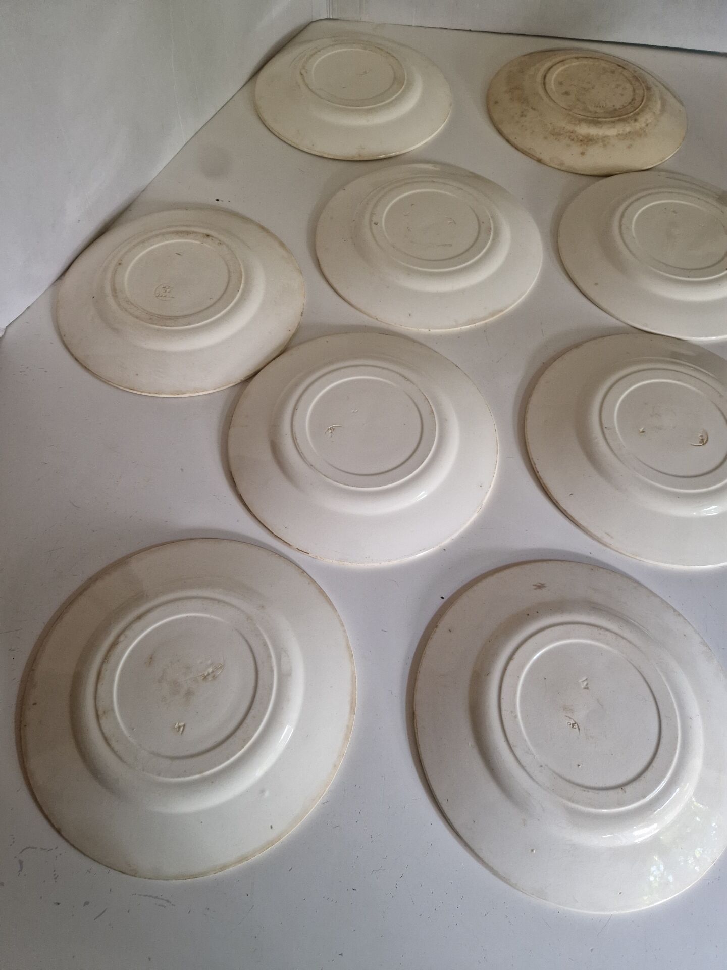 Lot De 9 Assiettes Plates Terre De Fer