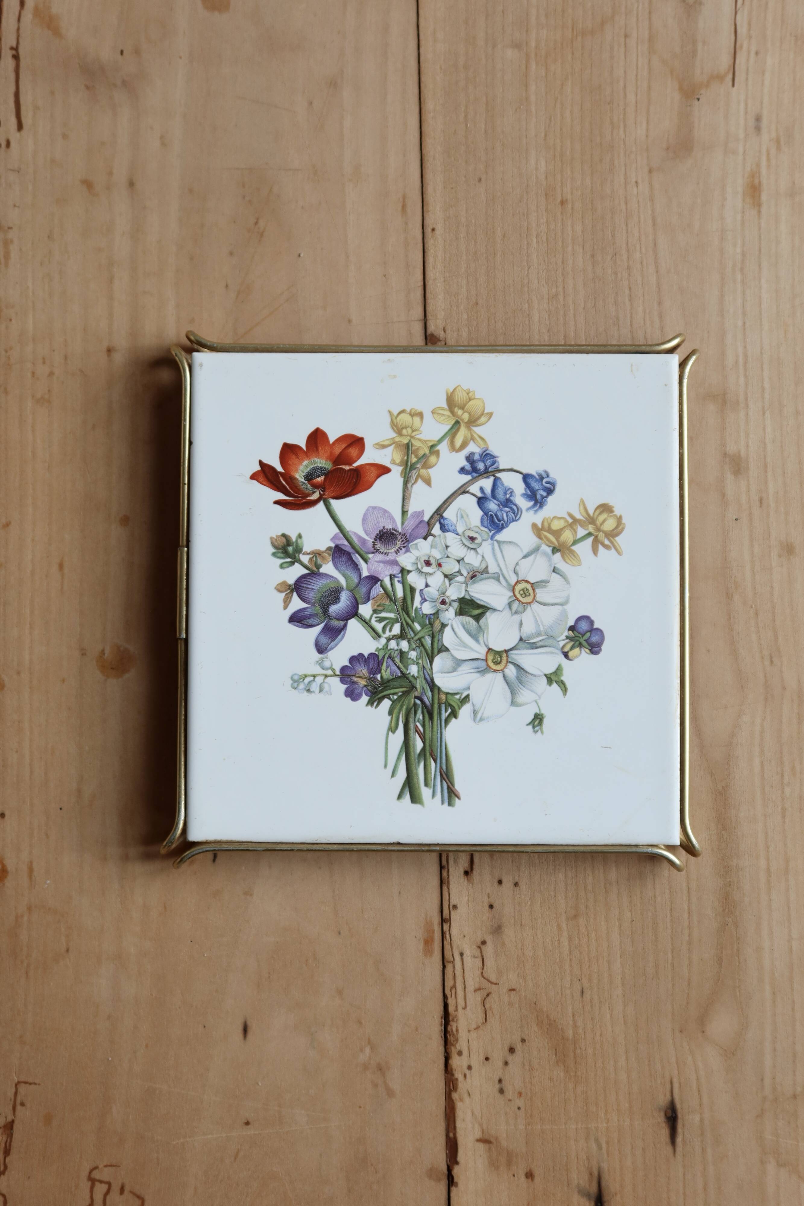 Vintage Villeroy & Boch trivet – Floral earthenware tile
