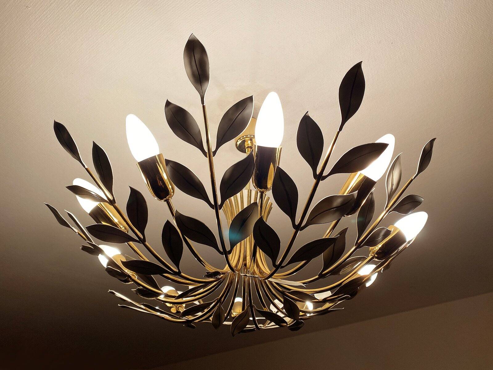 Large vintage pendant light from Vereinigte Werstaetten, 1950s