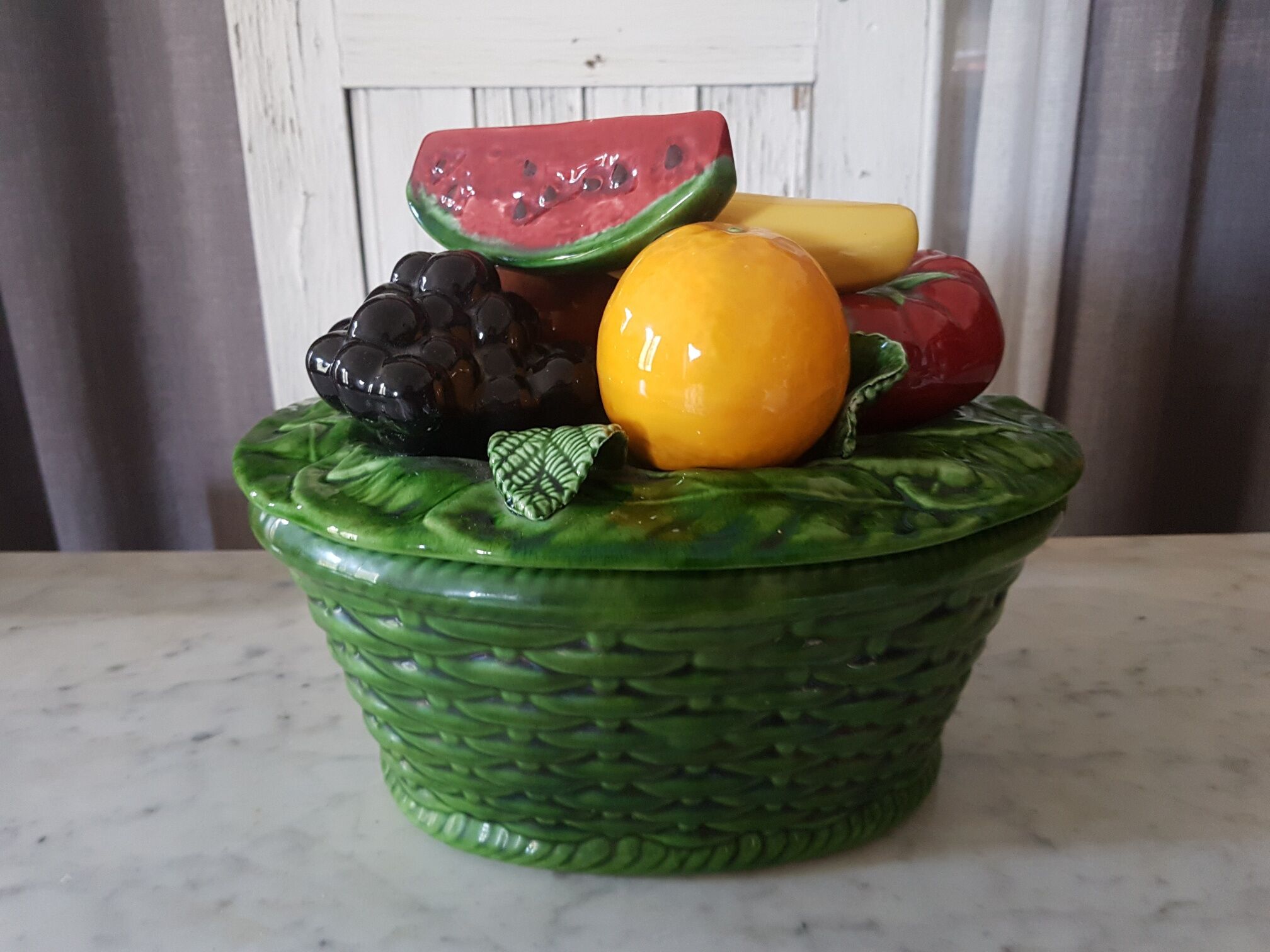 Slurry 1980 empty box pocket centerpiece fruit cut