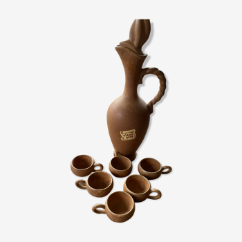 Old sandstone pitcher and its 6 cups tasting liqueur