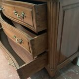 Commode a façade galbée de style Provençal XX siècle