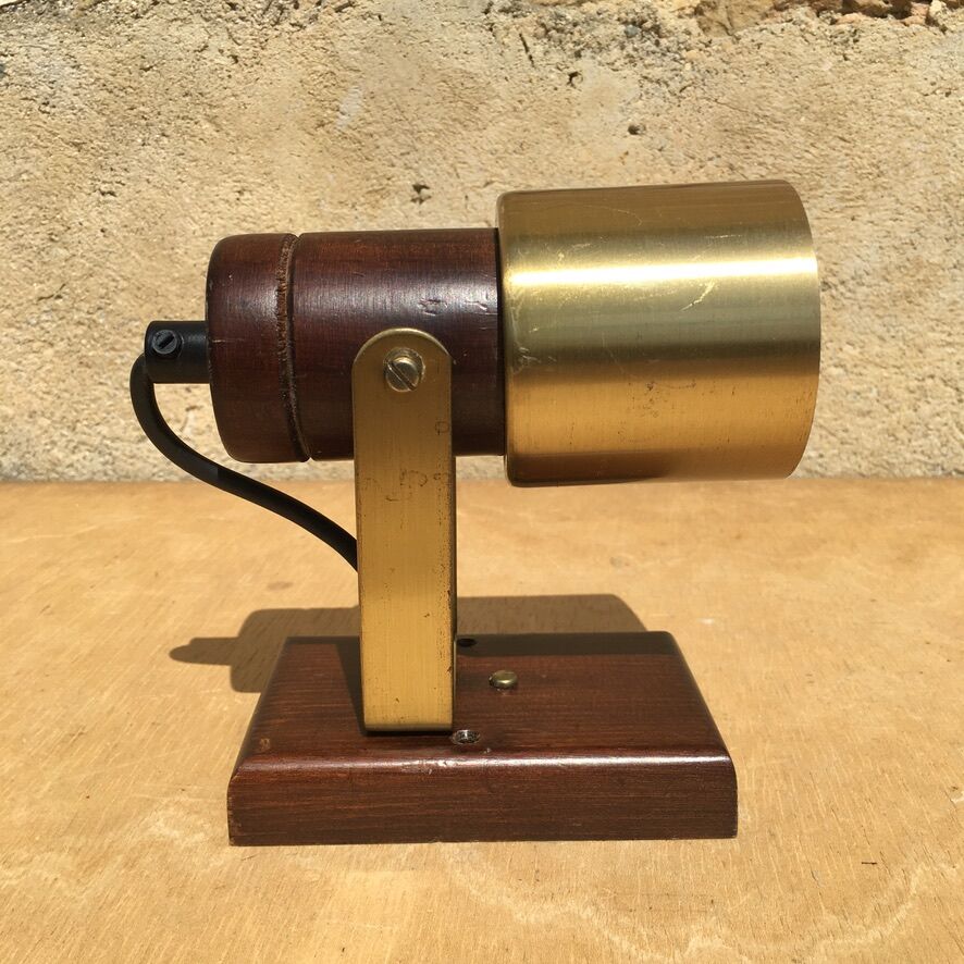 Spot wood and gold metal "resistex"